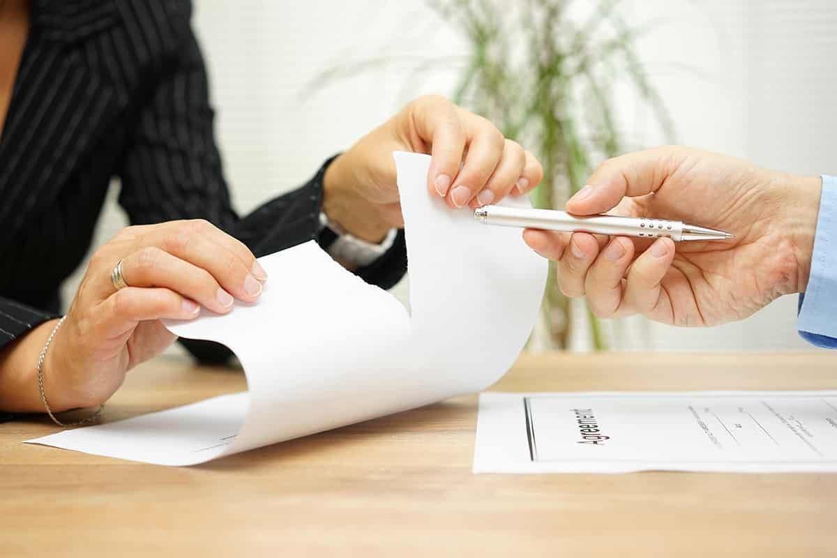 Assinatura de contrato
